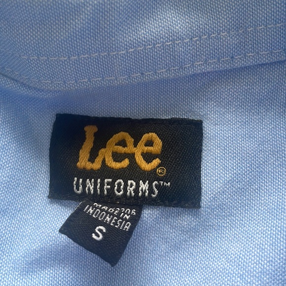 Lee womens blue button down with collar size small - Picture 2 of 2